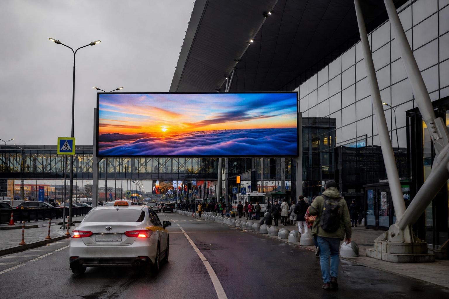 razmeshhenie-reklamy-v-sheremetevo-indoor-reklama-v-sheremetevo-reklama-dlya-passazhirov-sheremetevo-formaty-reklamy-v-aeroportu-sheremetevo-reklamnye-nositeli-v-sheremetevo